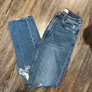 Abercrombie & Fitch Ankle Straight Ultra High Rise 25L